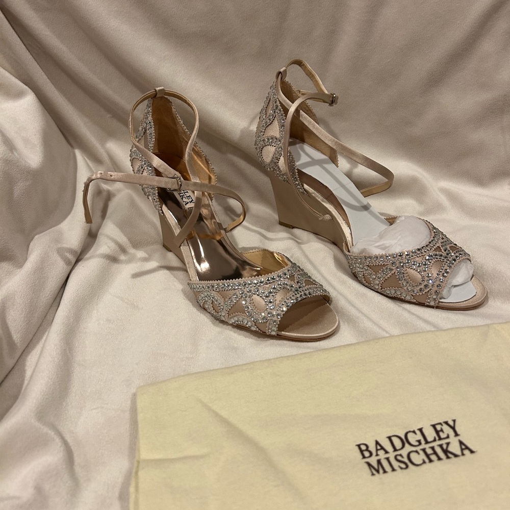 Badgley Mischka Women's Winter Embellished Satin Wedge Sandals Size 8.5